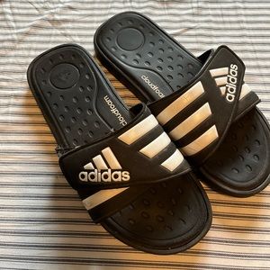 Adidas cloudfoam slides